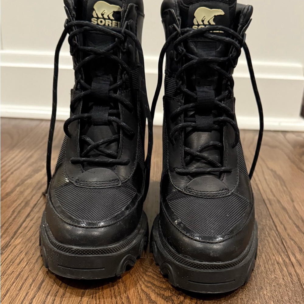 Sorel Black Lace-Up Boots
